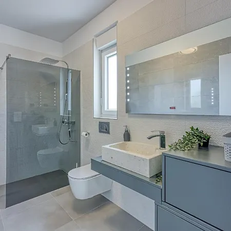 Villa Villa-osmium *