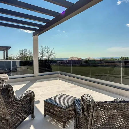Villa Villa-osmium