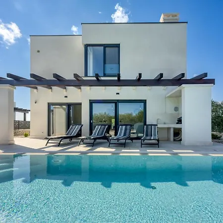 Villa Villa-osmium Galižana