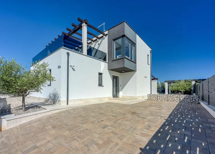 Villa-osmium Villa Galižana