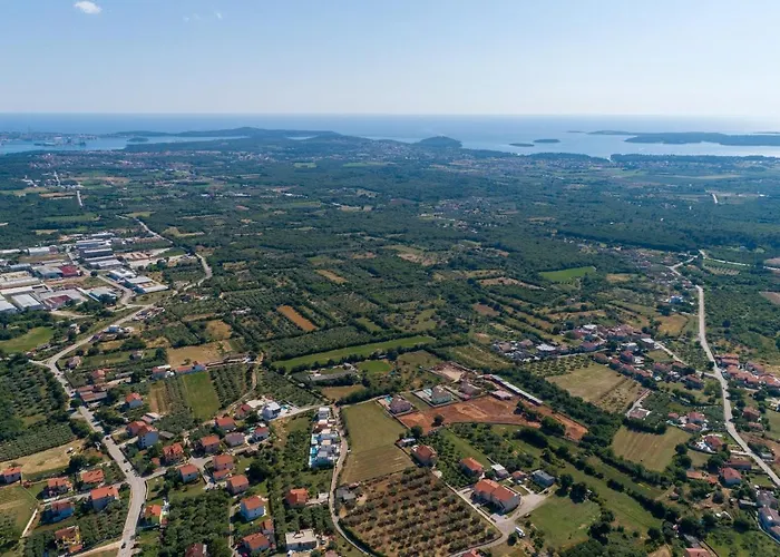 Villa-osmium Villa *