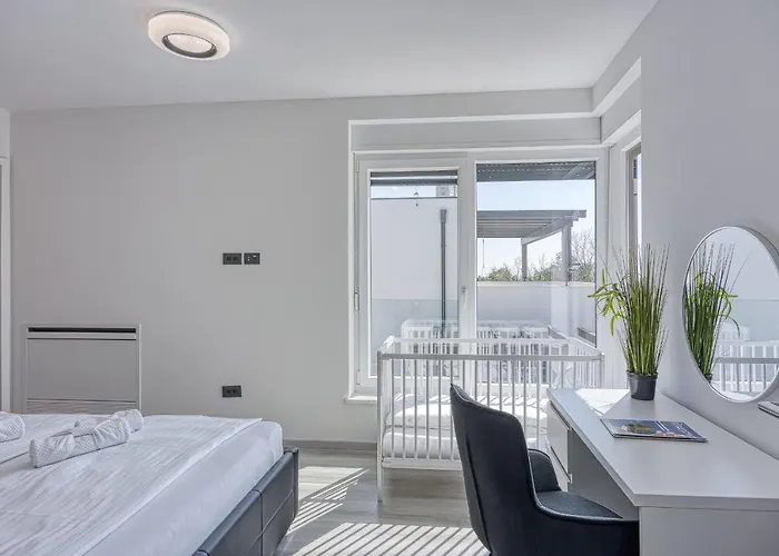 Villa-osmium Villa *