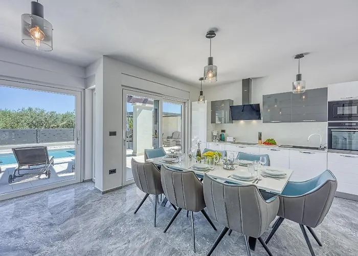 Villa Villa-osmium Galižana