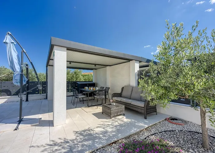 Villa-osmium Galižana